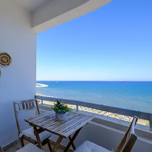 Lazuli Sea View Beachfront- Ap 61 Apartament