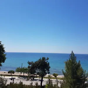 Estrella , Nea Kallikrateia Grecia