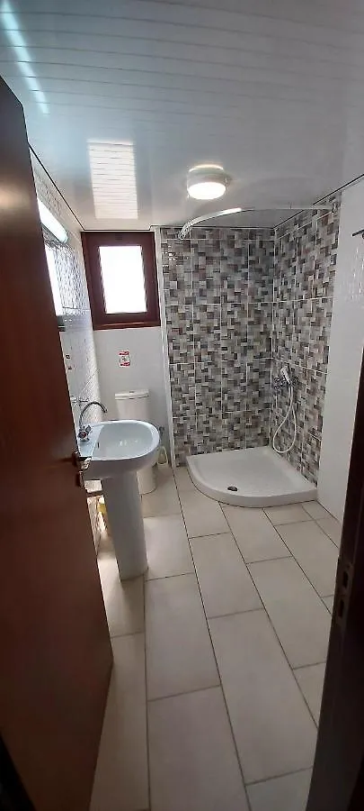Apartamento Lakis Court Lárnaca 0*,