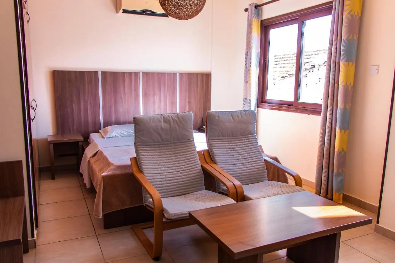 Apartamento Lakis Court Lárnaca